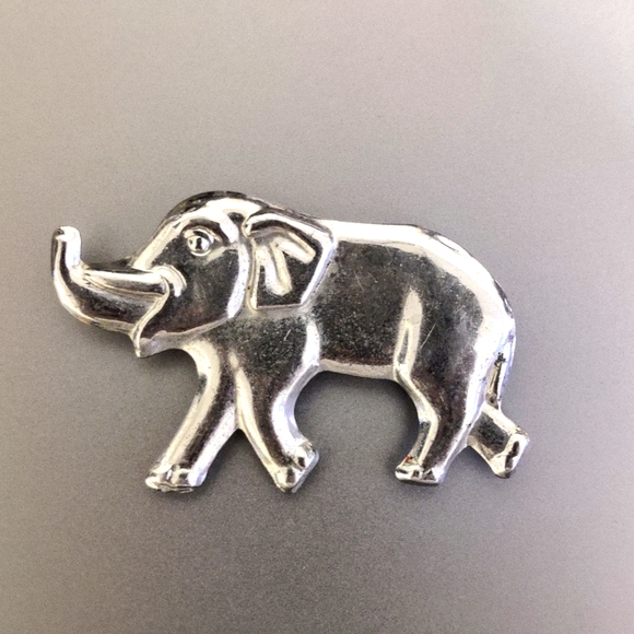 Coro Craft Elephant Pin Trunk Up Sterling Silver Vintage 40s - Picture 4 of 12